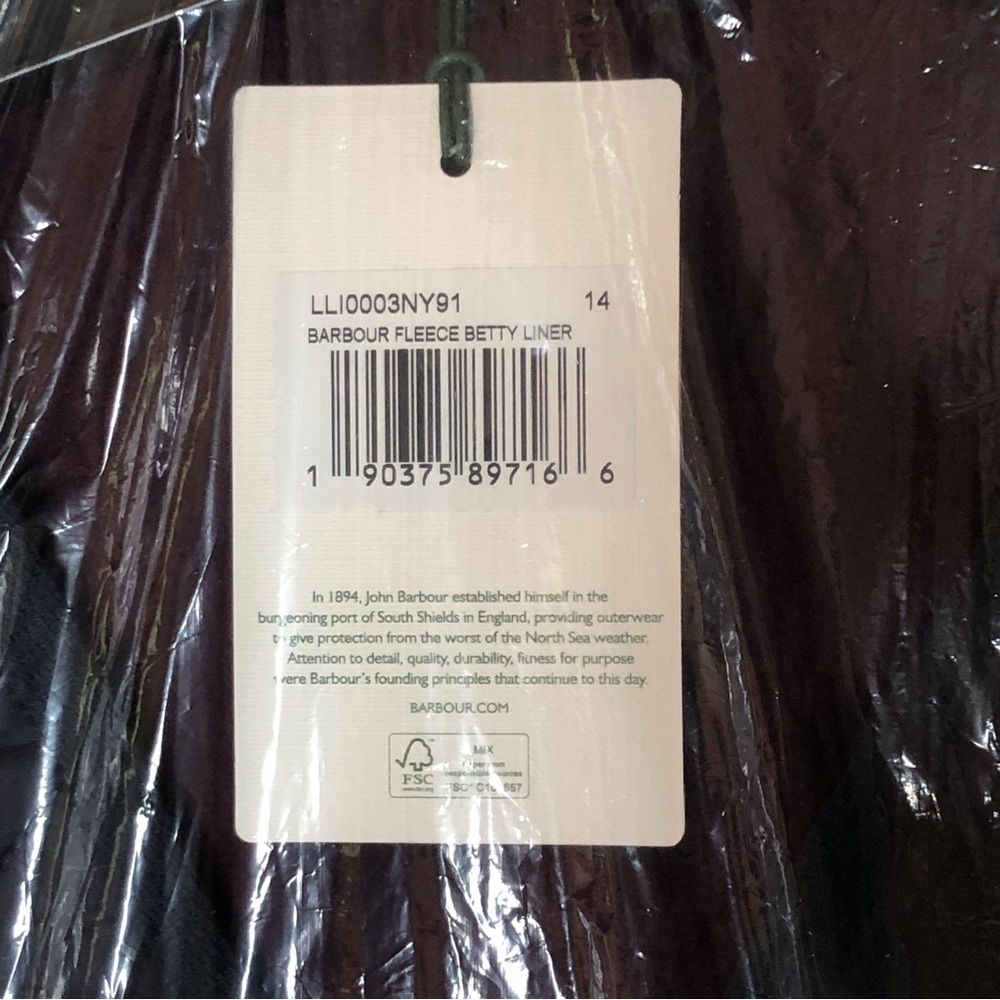 NWT Barbour Betty Quilted Vest Gilet Liner Fleece Navy Sizes 8 - Picture 11 of 13